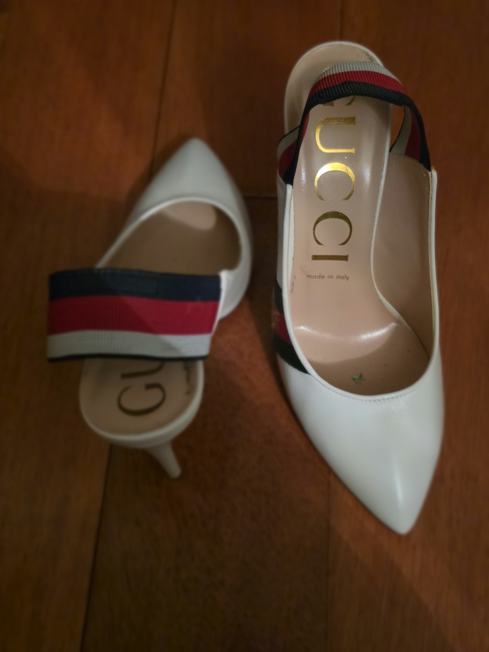 Gucci White Pointed Slingback Pumps with Red and Navy Web